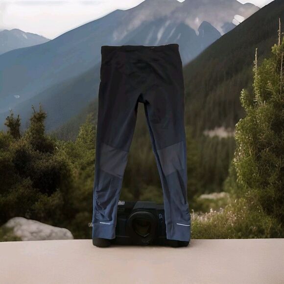 Athleta Flint Gray Relay Reflective Tight Ruched Calf Leggings 903959 Sz LT - Picture 2 of 4